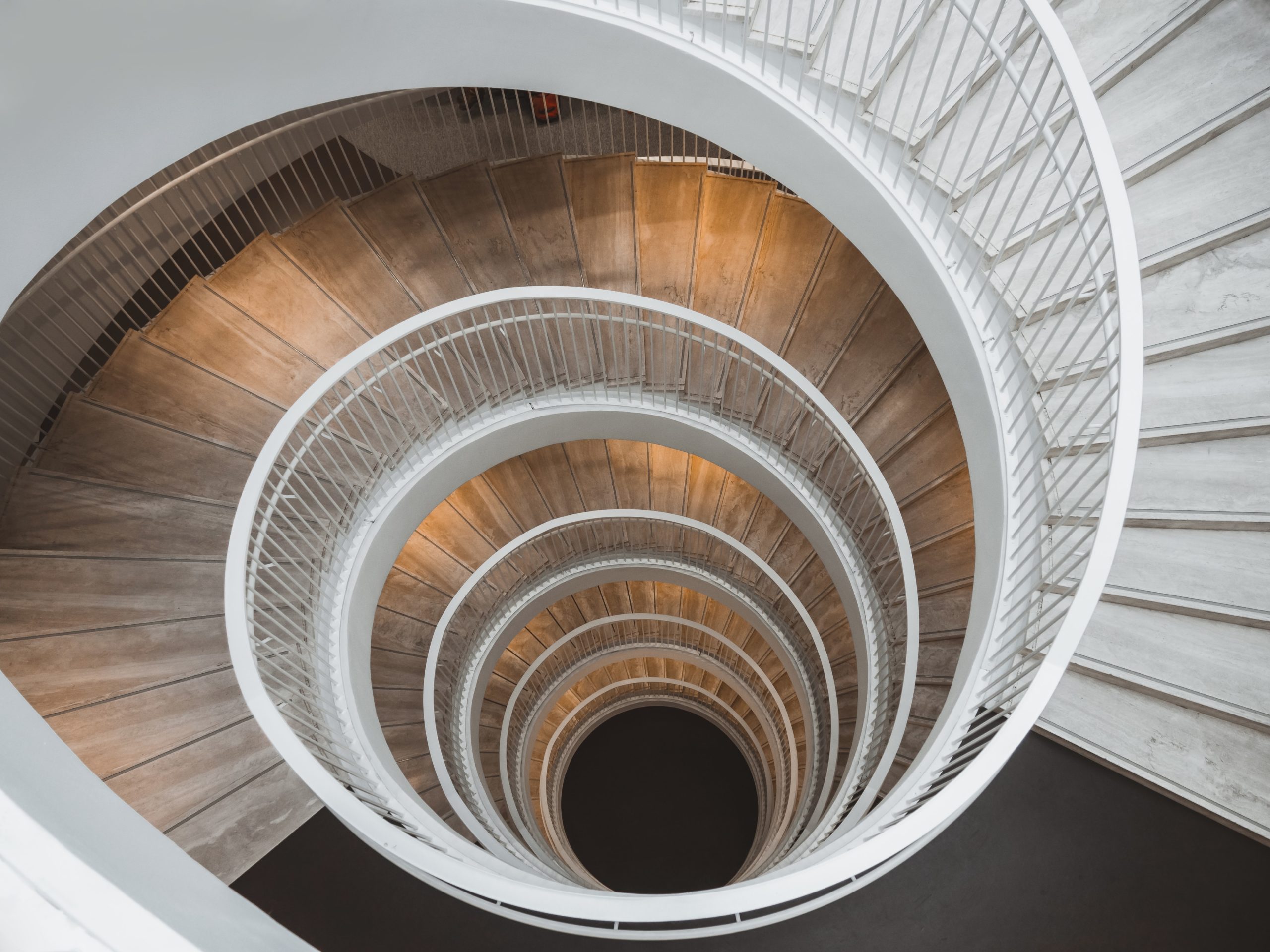 Loops or recursion for the Fibonacci sequence in JavaScript | suliworld